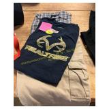 Sz 36 Khaki Shorts, 2ct L Shirts