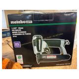 Pin nailer
