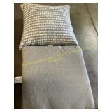 Style Selections 24x24 Galena Cushion