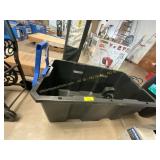 Kobalt tub with handle and 2 wheels