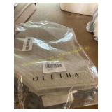 Lot of a oletha bag and table cloths