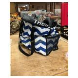 Lunch bags & duffle bags