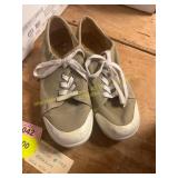 Size 41(10_10.5) Canvas Sneakers