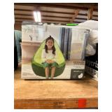 Kids avocado lounge chair