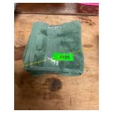 GREEN 2 hand towels