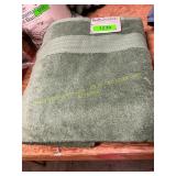 2 bath sheets green 35x70 in