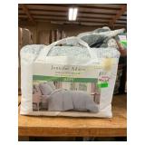 Queen 3 piece comforter set Stained