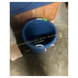 2ct large blue bucket with rope handles, Damaged