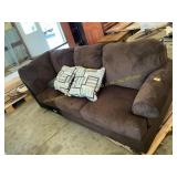 Sectional sofa piece