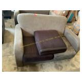 Love seat