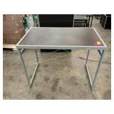 Metal/wood desk