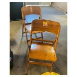 2ct Folding Chairs