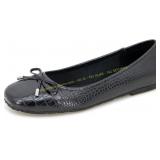 Kenneth Cole Size 8 REACTION Womens Elstree Flat
