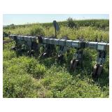 Hiniker 3 pt 6 row cultivator