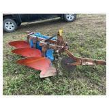Allis Chalmers 3 bottom plow
