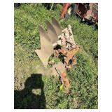 Allis Chalmers 3 bottom plow