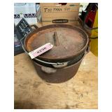 Vintage Cast Iron Kettle / Pan