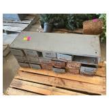 Metal tool box