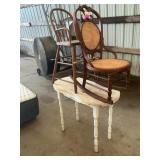 White table, 2 ct kids chairs
