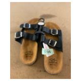 Bobbie Brooks Sandals Sz S 5/6