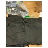 Black jogger, light gel wrist pad & mouse pad
