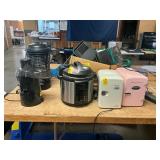 Breadmaker, Pressure Cooker, Juicer, Etc
