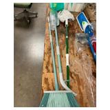 Up&up broom&flat mop, Libman Mop