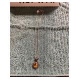 Ladies 22in Swirled Shape Gem Necklace