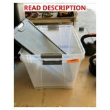 Plastic totes with lids