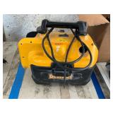 DeWalt wet dry vacuum