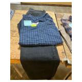 Size 36x32 Levi Jeans, XL Plaid Button Up