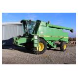 1997 John Deere 9500 Combine