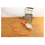 Halogen Work Light And Trouble Light - working