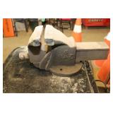 RAE No. 6 Bench Vice