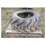 Firestone 17.5L - 24 Utility Tire (1)