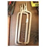 24' Vise Grips 24R