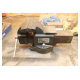Powerfist 6' Bench Vice