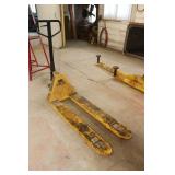 Pallet Jack 4,400 Lbs