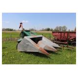 New Idea 325 2-row Super-Sheller Harvester