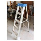 Aluminum Step Ladder 5 ft