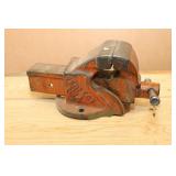 Perfect No. 4 Bench Vice (Thorold, ON)