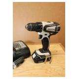 Makita 18V L-Ion Drill, Battery & Charger