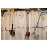 Garden Tools & Wrecking Bar