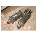 2 CNH Hydraulic Cylinders 3000 PSI