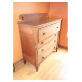 4-Drawer Chest of Drawers