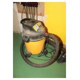 Dirt Hawk Wet-Dry Vac