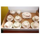Royal Doulton (Glamis Thistle) Various Pieces