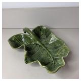 15" Vintage Hull Dark Green Caladium Leaf Tabletop