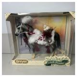 New Breyer Arctic Grandeur 2021 Christmas Model