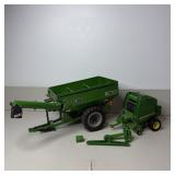 1/16 scale Ertl Frontier GC1108 Grain Cart & J